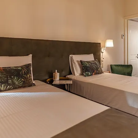 Small Garden By Spyros * Kanoni (Corfu)