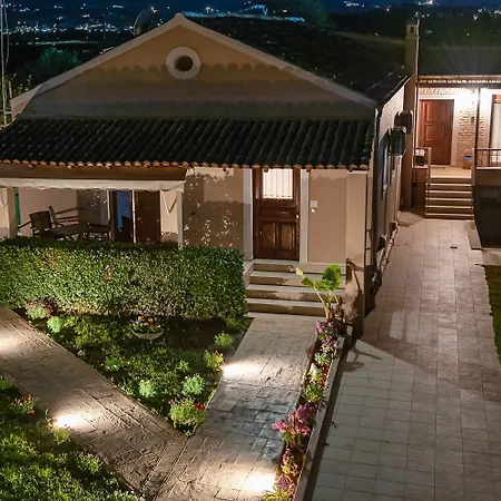 Small Garden By Spyros Holiday home *