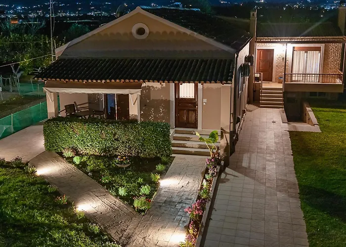 Small Garden By Spyros Ferienhaus *